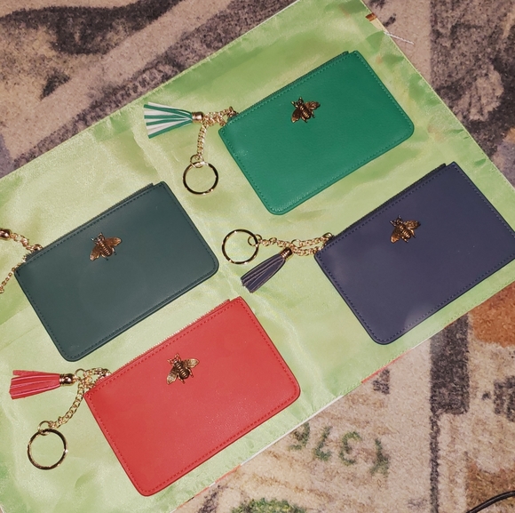 Elegant Bee coin purse - Picture 7 of 16